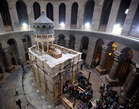 Jesus' tomb LIVE: Latest updates as tomb is unveiled in Jerusalem ...