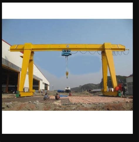 Material Lifting Cranes Max Height 40 60 Feet Manufacturer Seller