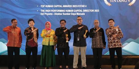 PMT Raih 2 Penghargaan Top Human Capital Award Ocean Week