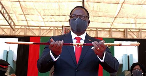 Malawi President Takes a Long Hard Look at His Cabinet - Africa.com