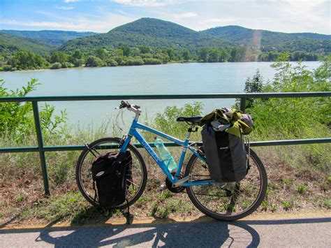 Cycle Around Lake Annecy Via The Voie Verte Circuit