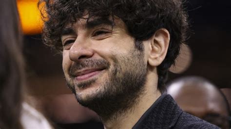 Tony Khan anuncia cambios de último minuto en la colisión de AEW de