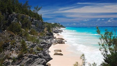 10 Prettiest Beaches In Bermuda That Redefine Beauty: TripHobo