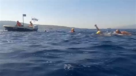 A Messina Swim For Parkinson La Traversata A Nuoto Dello Stretto