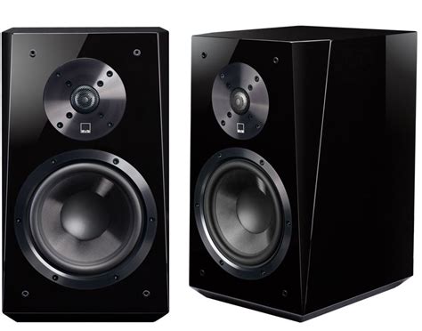 SVS Ultra Bookshelf Speakers Review Full Screen Image | Audioholics