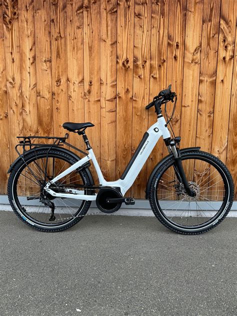 VTC ELECTRIQUE VELO DE VILLE Aeb 890 Cues 9 Smart System BIKE TEST