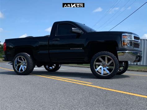 2014 Chevrolet Silverado 1500 Wheel Offset Aggressive > 1" Outside ...