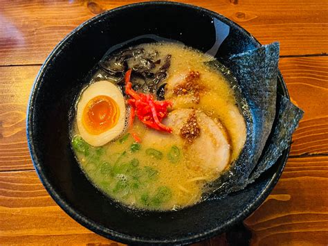 Premium Tonkotsu Ramen Dining And Cooking