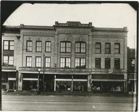 A history walk through Downtown Fargo | Visit Fargo-Moorhead | Downtown ...