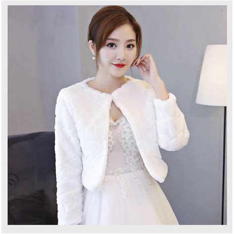 Robe De Mari E Ch Le D Hiver Tenue De C R Monie De Mariage Blanche