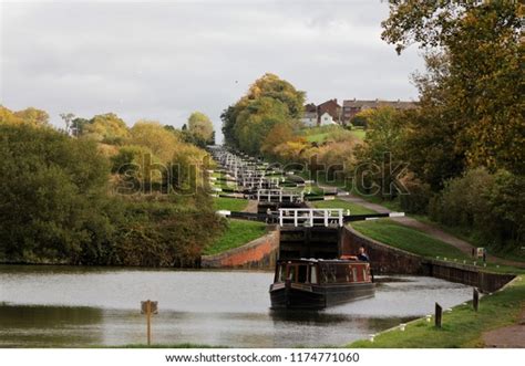 4 822 Canal Locks England Images, Stock Photos & Vectors | Shutterstock