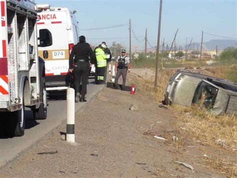 Diario Del Yaqui Vuelca Camioneta En La Carretera Internacional De