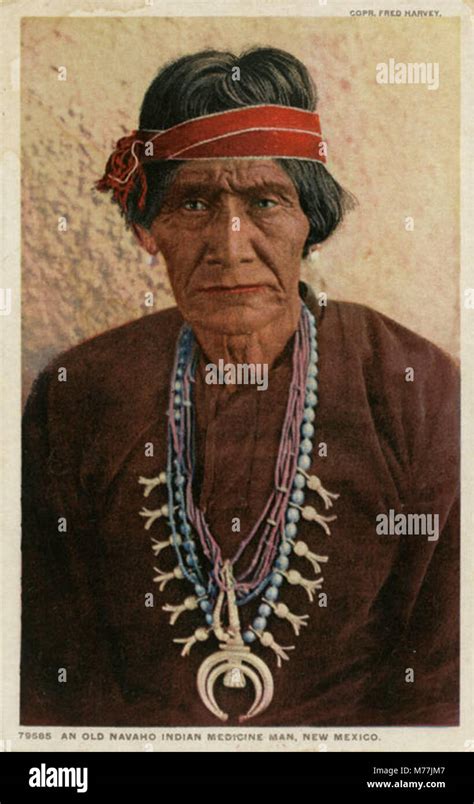 An Old Navaho Indian Medicine Man Nby Stock Photo Alamy