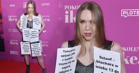 Maja Sta Ko W Kontrowersyjnym Stroju Na Premierze Filmu Kozaczek