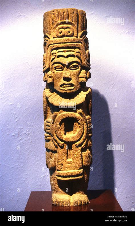 Toltec architecture hi-res stock photography and images - Alamy