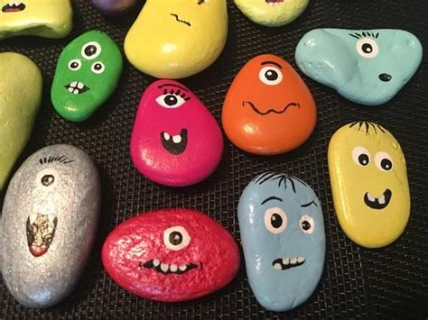 Monster Face Rocks Peint Etsy Canada Monster Face Painted Rocks