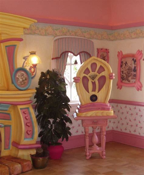 minnie's house | Disney images, Disney designs, Disney theme