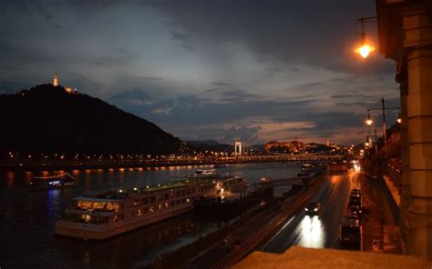 Danube Drink & Cruise, Budapest