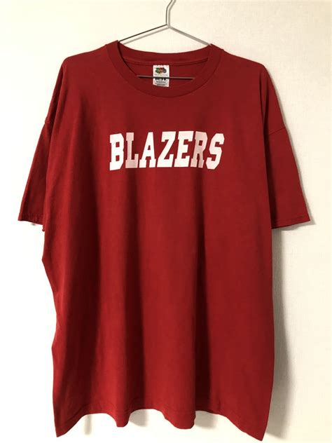 やや傷や汚れあり10 131即決送料無料2XLサイズUS古着TシャツレッドBLAZERSポートランドトレイルブレイザーズ