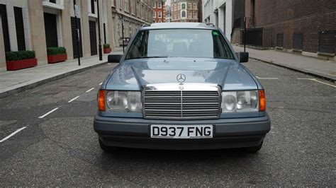 1986 Mercedes 230 Blue Automatic 4 Speed Right Hand Drive In