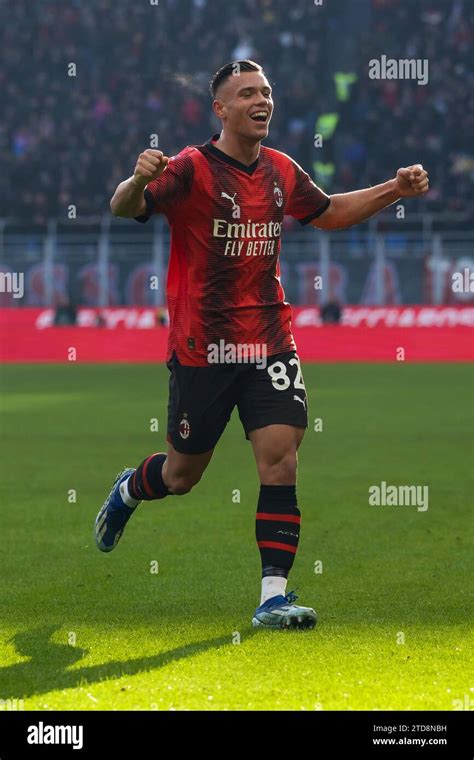 Milan Italy 17 December 2023 Jan Carlo Simic Of AC Milan Celebrates