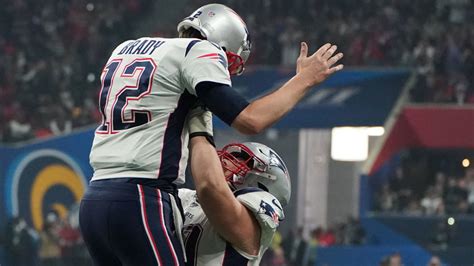 Tom Brady Y Sus New England Patriots Se Transforman En Leyenda Tras