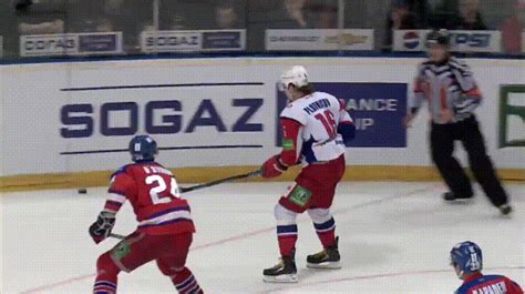 One of the best hockey goals I've ever seen : r/sports