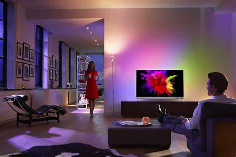 Philips Tv Presenta En Ifa Sus Nuevos Televisores Oled K Con Ambilight