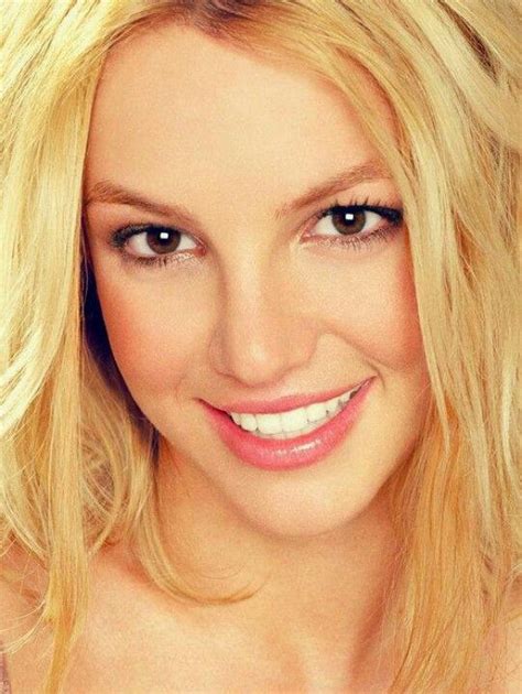 Britney Spears Cute Smile