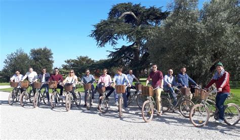 Visite Et D Gustation Au Ch Teau Pape Cl Ment Bordeaux Bike Tour