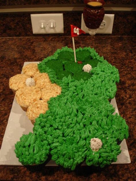 Golf course cake - Decorated Cake by jenmac75 - CakesDecor