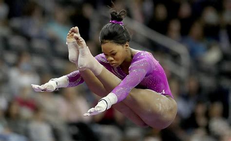 Gabby Douglas Sister Arielle Cheerleader