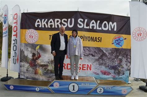 Akarsu Slalom Aday M Ll Takim Se Me Ve De Erlend Rme Test G Ncel