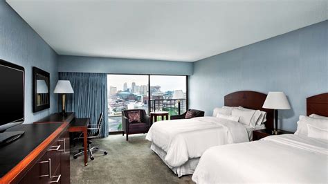 Kansas City Lodging - Park Corner King Room | The Westin Kansas City Hotel at Crown Center