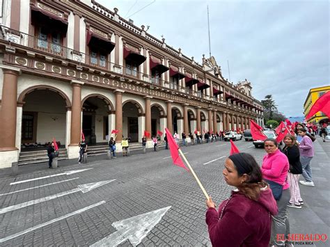 El Heraldo De Poza Rica Antorchistas Protestan En Xalapa Culpan A