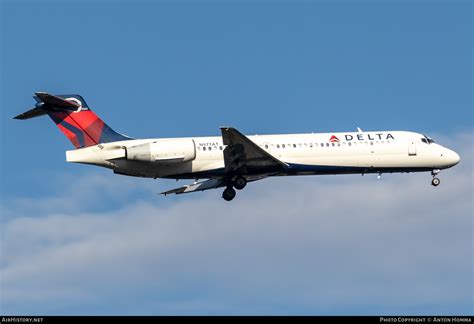 Aircraft Photo Of N977at Boeing 717 2bd Delta Air Lines