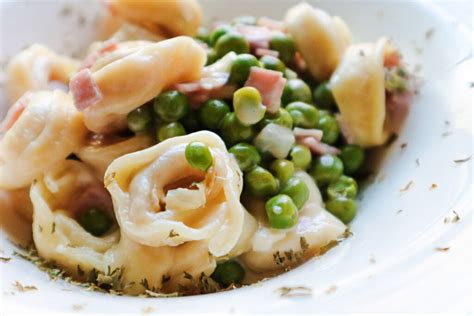 Tortellini Panna Prosciutto E Piselli