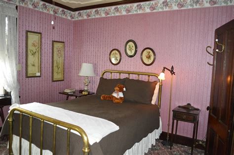 1859 Historic National Hotel Jamestown, California gold country ...