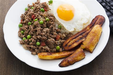 How to Make Arroz a la Cubana | Junblog