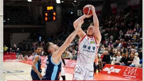 LBA Highlights Reggio Emilia Si Rimette A Correre Contro La GeVi Napoli