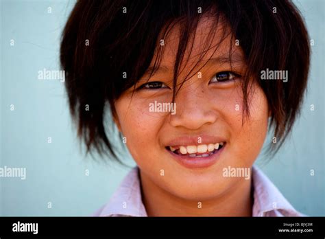 Jeune Fille Vietnamienne Banque De Photographies Et Dimages Haute