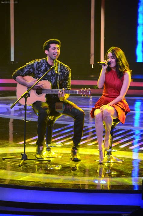 Shraddha Kapoor And Aditya Roy Kapoor On The Sets Of Yeh Dil Hai