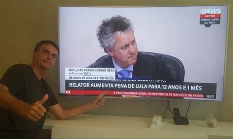 Bolsonaro Comemora Condena O De Lula Pelo Trf Jornal O Globo