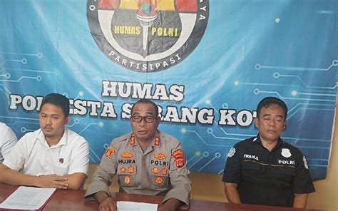 Fakta Baru Kasus Pembunuhan Kades Di Serang Korban And Istri Pelaku