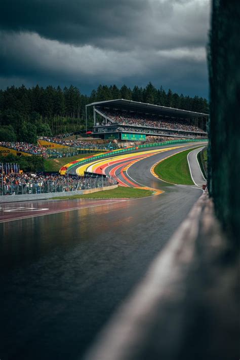 Spaeau Rouge F1 Wallpaper Hd Fotos De Autos Autos Artofit