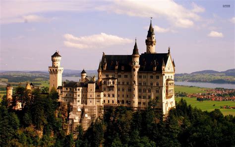 🔥 [70+] Neuschwanstein Castle Wallpapers | WallpaperSafari