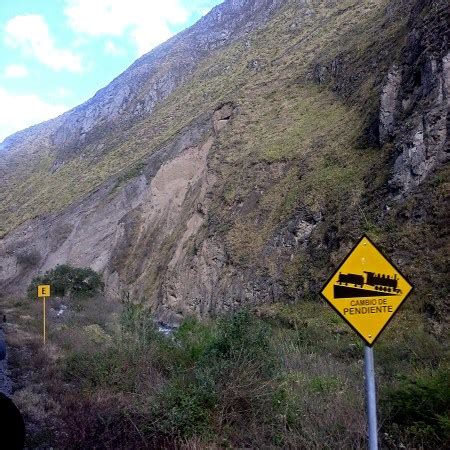 » Ecuador: Alausi Nariz del Diablo train ride