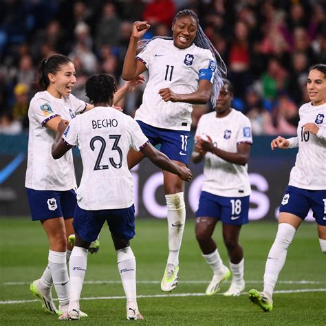 Coupe Du Monde Les Bleues Battent Le Panama Et Se Qualifient