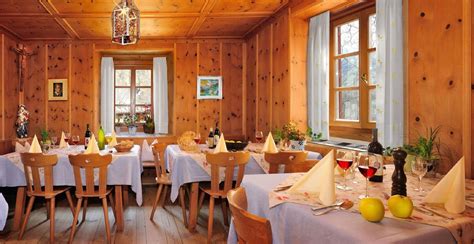 Gasthaus Huber Verdings Reserviere deinen Tisch Südtirol