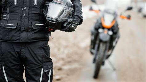 Motorradfahren Im Winter Tipps F R Eine Sichere Fahrt